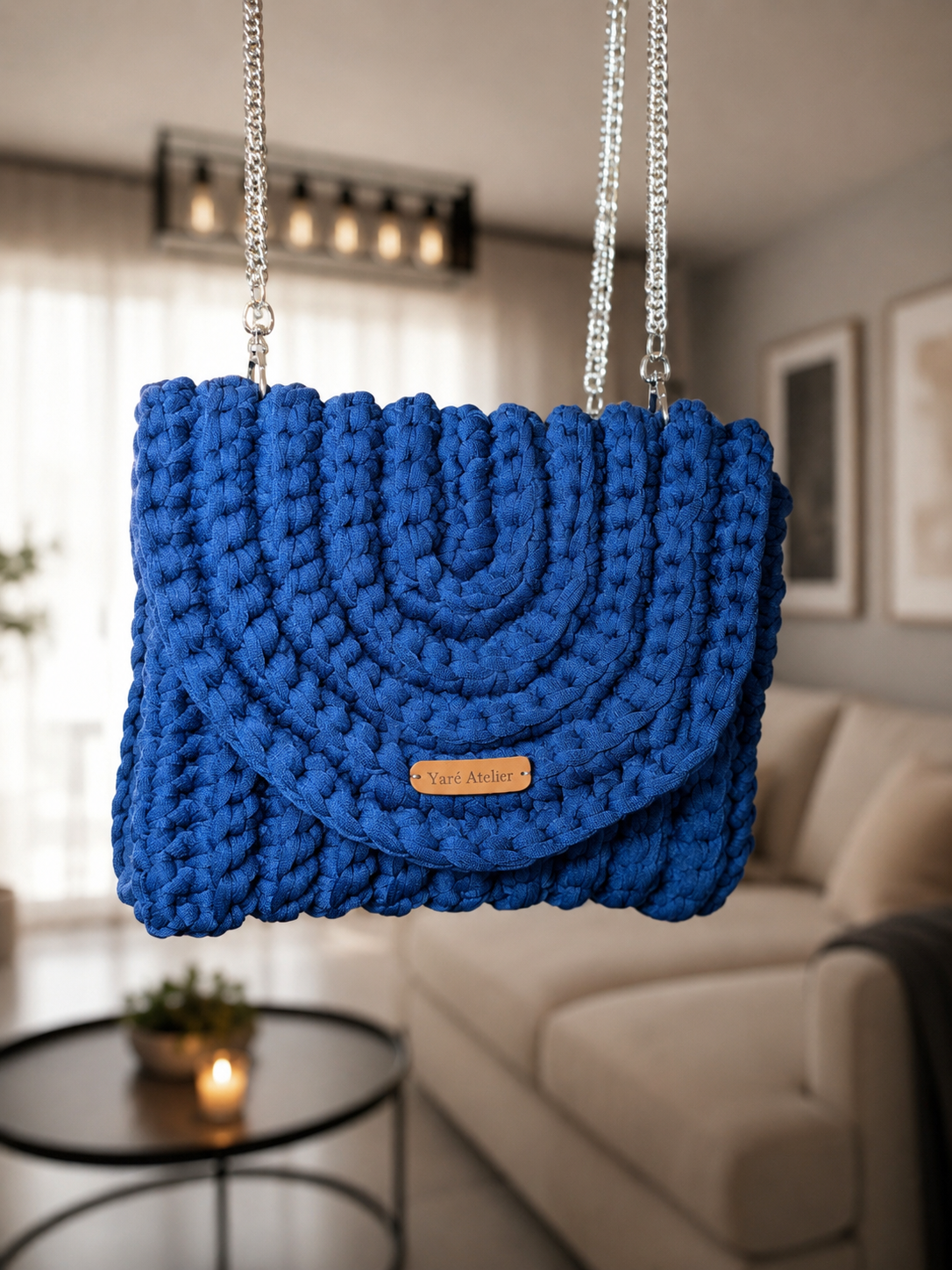 Yessica clutch