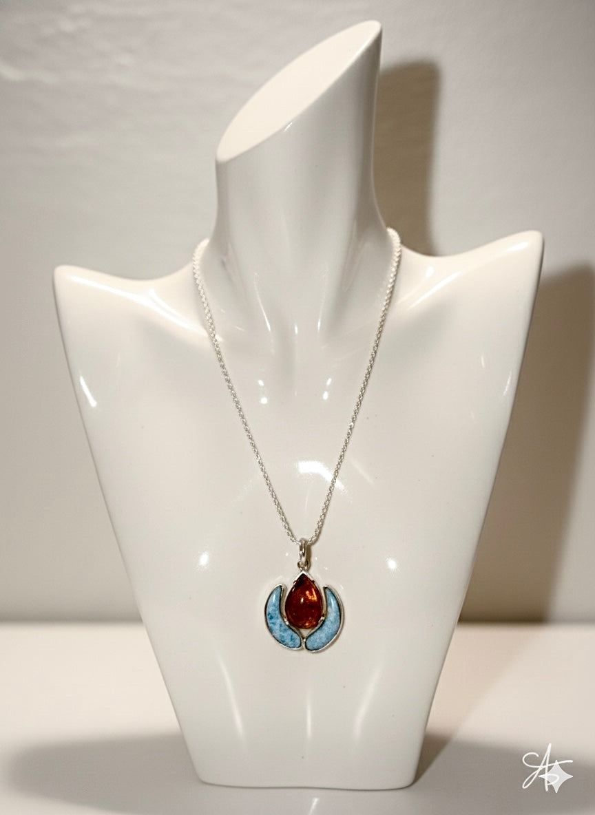 ✨Genesis Larimbar necklace✨