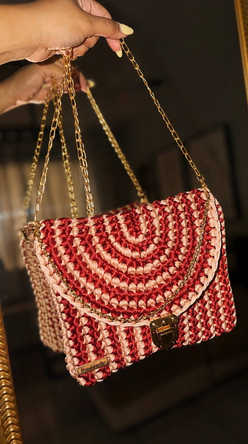 Yessica clutch